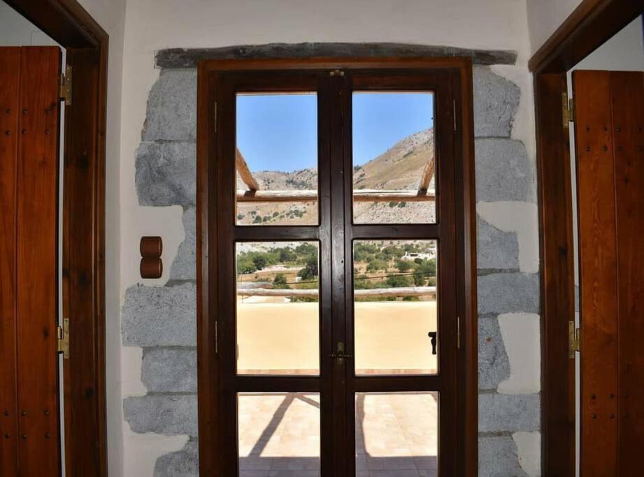 Traditional Villa With Pool In Sfakia Imbros Dış mekan fotoğraf