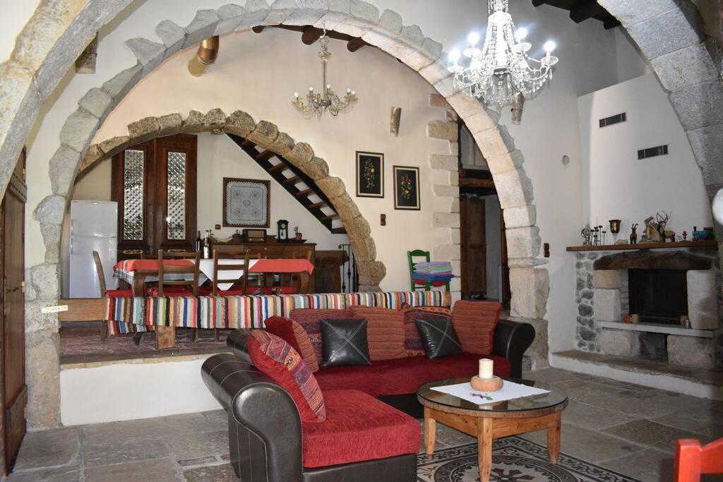Traditional Villa With Pool In Sfakia Imbros Dış mekan fotoğraf