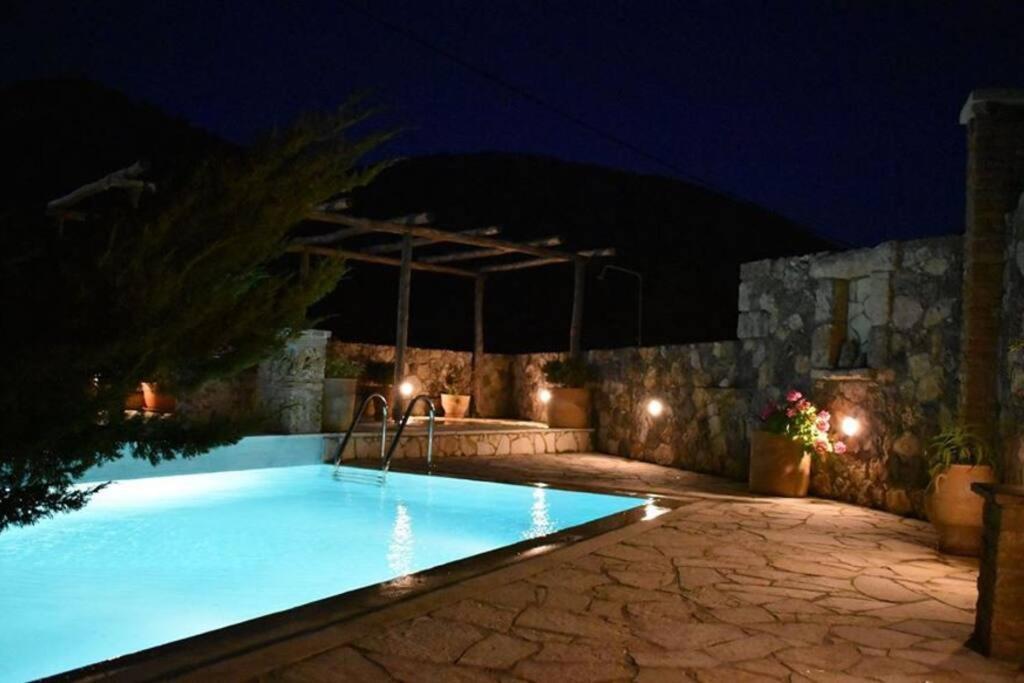 Traditional Villa With Pool In Sfakia Imbros Dış mekan fotoğraf