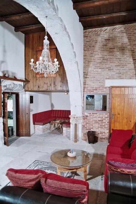 Traditional Villa With Pool In Sfakia Imbros Dış mekan fotoğraf